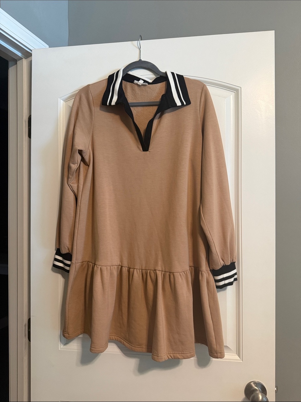 NWOT Mary square Women’s Tan Long-Sleeve Polo Drop-Waist Dress
